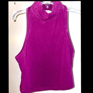 Low turtle neck shirt